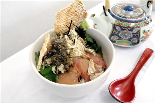 敦賀のおぼろ昆布の特製だしで食べる敦賀真鯛の鯛茶漬け