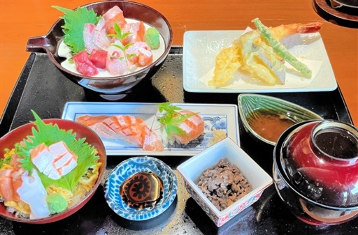 （４）寿司・和食はな蔵（文京６丁目）「越廼さくらます御膳」